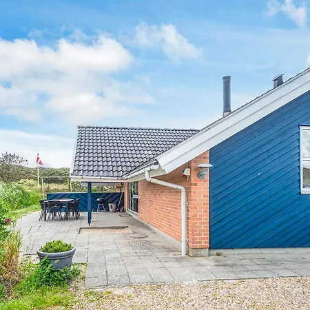 Tranquil Oasis In Henne Strand-by Traum Feriehus
