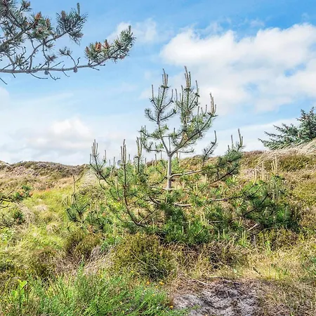 Tranquil Oasis In Henne Strand-by Traum Feriehus